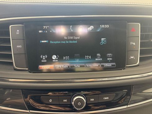 Used 2019 Buick Enclave Premium AWD/4WD image 12