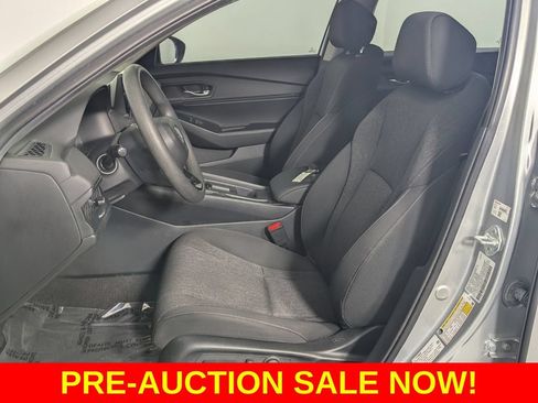 Used 2024 Honda Accord EX image 11