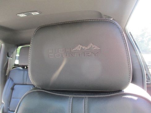 Used 2020 Chevrolet Silverado 2500 High Country w/ Z71 Off-Road Package image 20