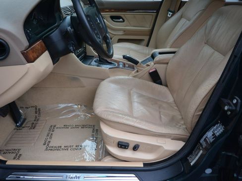 Used 1999 BMW 540i Sedan RWD image 11