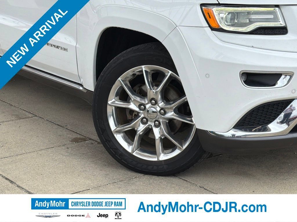 Used 2016 Jeep Grand Cherokee Summit AWD/4WD image 10