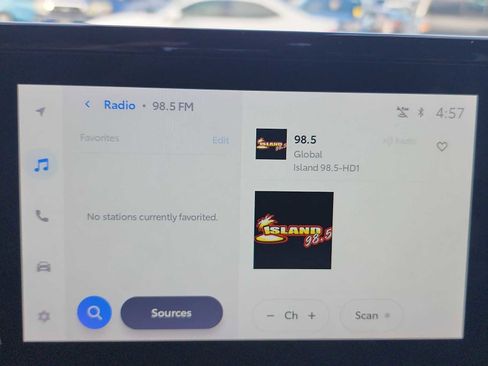 Used 2023 Toyota Corolla LE image 17