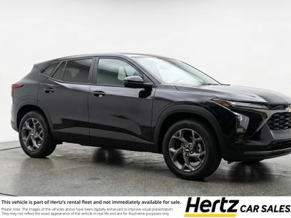 Used 2025 Chevrolet Trax LT