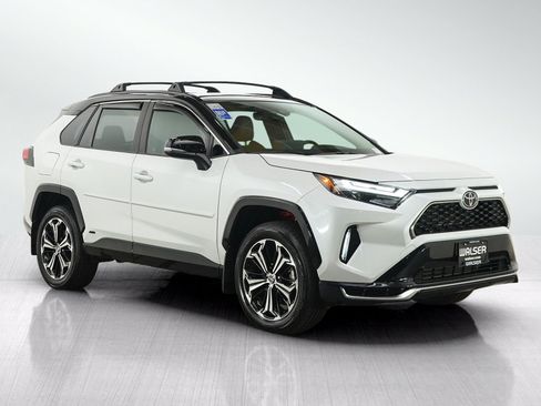 Used 2025 Toyota RAV4 XSE w/ Weather Package AWD/4WD image 7