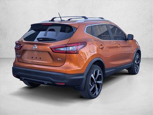 Used 2021 Nissan Rogue Sport SL image 5