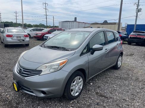 Used 2015 Nissan Versa Note SV FWD image 1
