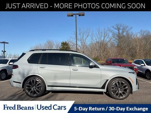 Used 2024 BMW X7 xDrive40i w/ M Sport Package image 9