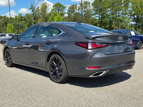 Used 2024 Lexus ES 350 F Sport w/ Accessory Package (Z2) FWD image 3