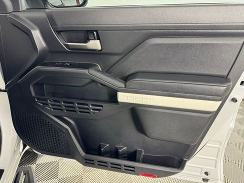 Used 2024 Toyota Tacoma TRD Sport image 31