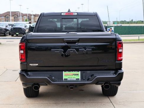 Used 2025 RAM 1500 Lone Star AWD/4WD image 5