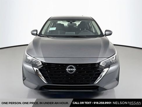 Certified 2025 Nissan Sentra SV FWD image 2