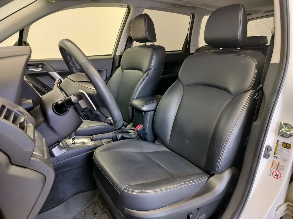 Used 2014 Subaru Forester 2.0XT Touring AWD/4WD image 5