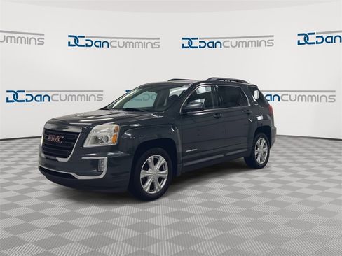 Used 2017 GMC Terrain SLE w/ Convenience Package image 4
