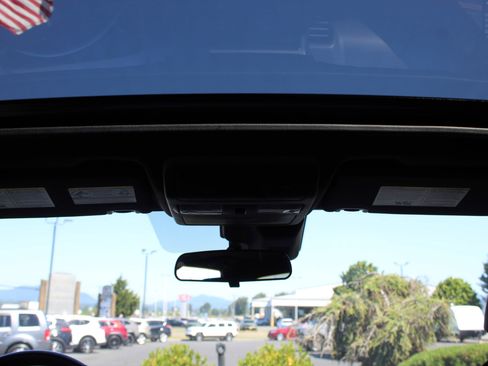 Used 2023 Nissan Frontier PRO-4X image 26