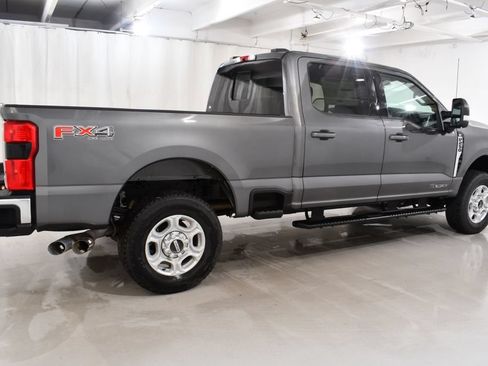 New 2026 Ford F250 XLT w/ XLT Premium Package AWD/4WD image 11