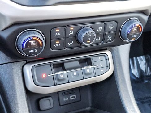 Used 2023 GMC Acadia Denali w/ Denali Ultimate Package image 21