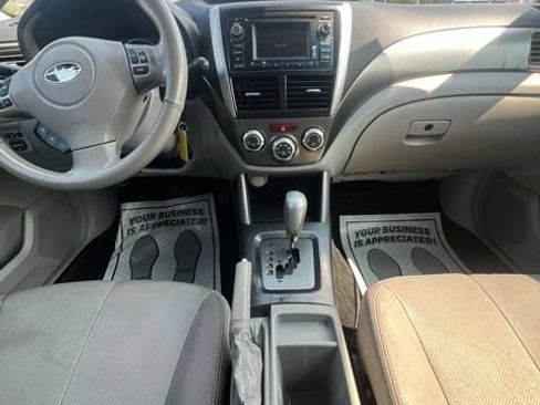 Used 2012 Subaru Forester 2.5X Limited AWD/4WD image 16