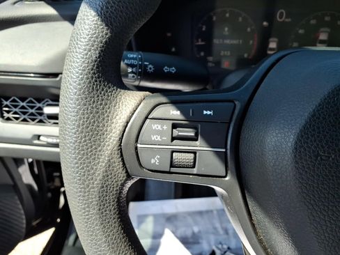 Used 2023 Honda Accord EX image 7
