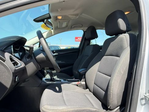 Used 2016 Chevrolet Cruze LS FWD image 15