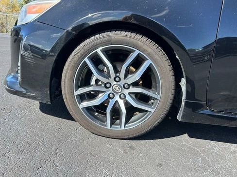 Used 2014 Scion tC image 9
