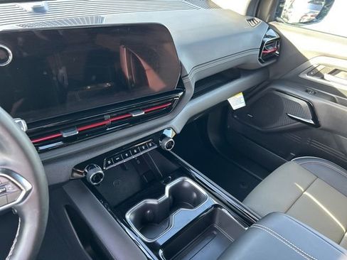 Certified 2026 Chevrolet Silverado EV Trail Boss image 27