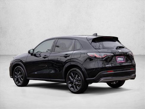 Used 2025 Honda HR-V Sport image 7