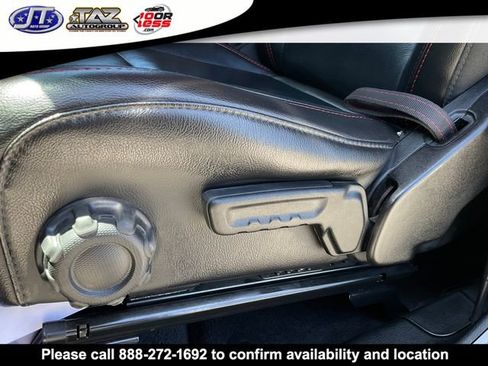 Used 2021 Jeep Wrangler Unlimited Rubicon AWD/4WD image 12