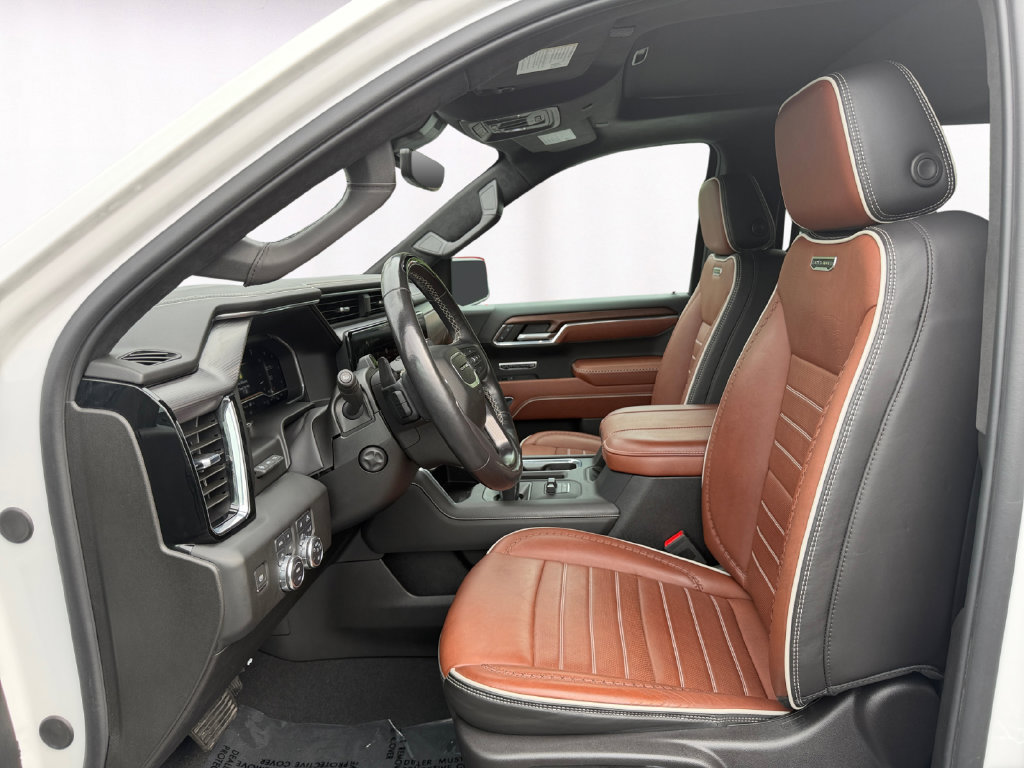 Used 2024 GMC Sierra 1500 Denali Ultimate AWD/4WD image 9
