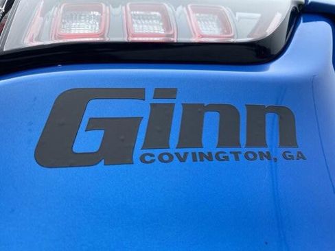 Certified 2023 Jeep Compass Limited image 30