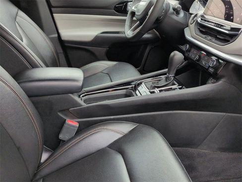 Certified 2024 Jeep Compass Limited image 24