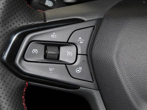 New 2026 Chevrolet Trax RS w/ Sunroof Package image 13