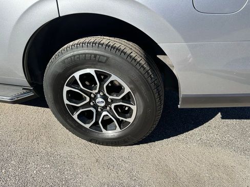 Used 2023 Ford Expedition XLT image 10