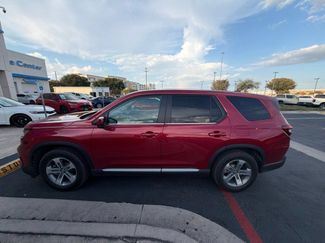 Used 2025 Honda Pilot EX-L video 1