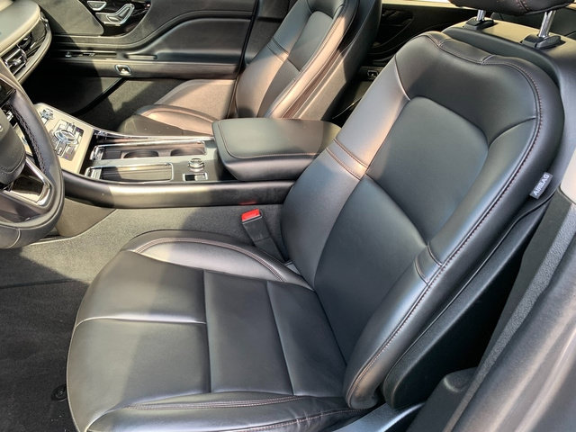 Certified 2023 Lincoln Aviator AWD w/ Premium Package image 18