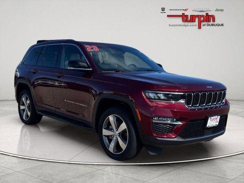 Used 2023 Jeep Grand Cherokee Limited AWD/4WD image 7