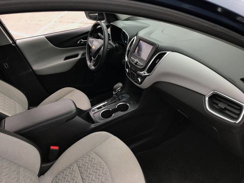 Used 2024 Chevrolet Equinox LT w/ Driver Convenience Package FWD image 11
