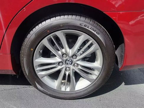 Used 2016 Toyota Camry SE image 28