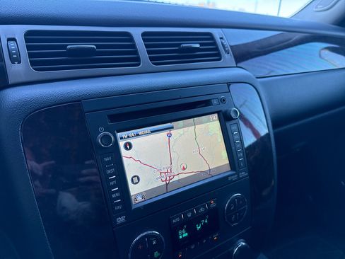 Used 2013 GMC Sierra 3500 Denali image 26