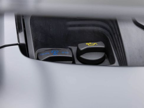 Used 2023 Porsche 911 GT3 RWD image 38