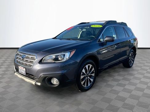 Used 2016 Subaru Outback 2.5i Limited image 3