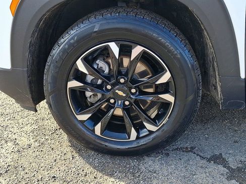 Used 2023 Chevrolet TrailBlazer LT w/ Convenience Package image 32