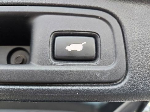 Used 2022 Honda Pilot Elite image 12