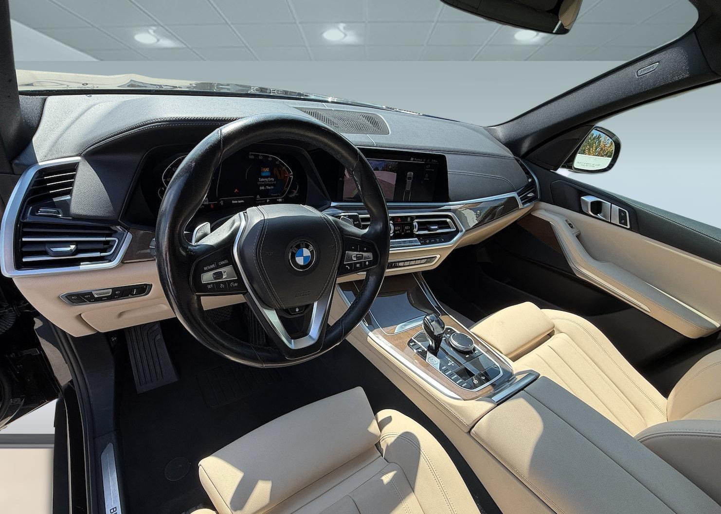 Used 2021 BMW X5 xDrive40i w/ Convenience Package AWD/4WD image 4