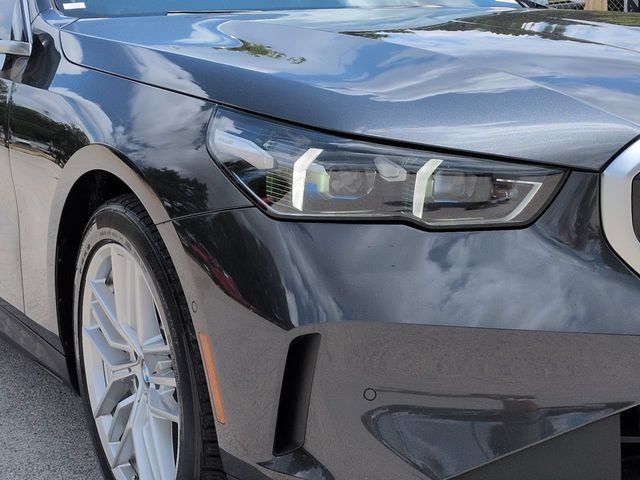Used 2024 BMW 530i RWD image 11