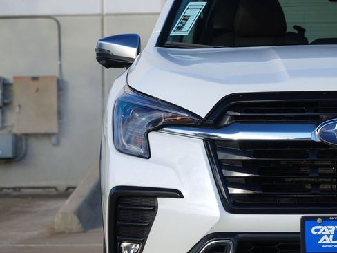 Used 2023 Subaru Ascent Touring image 19