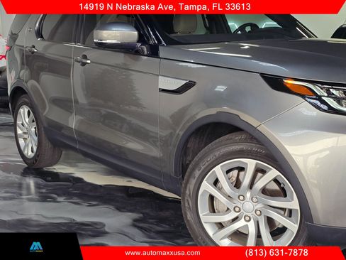 Used 2018 Land Rover Discovery HSE image 5