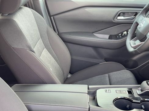 New 2026 Nissan Rogue SV image 12