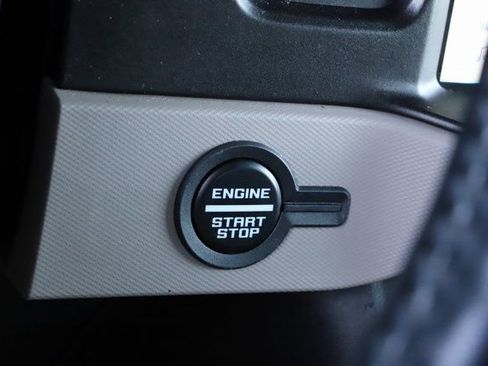 Used 2023 Ford Bronco Wildtrak image 36