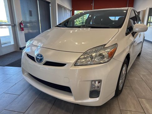 Used 2011 Toyota Prius Two image 6