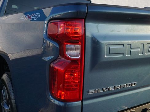 Used 2024 Chevrolet Silverado 1500 LT image 30